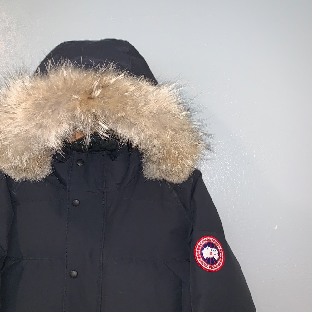 Canada Goose Emory Parka with Fur - Picture 2 of 6